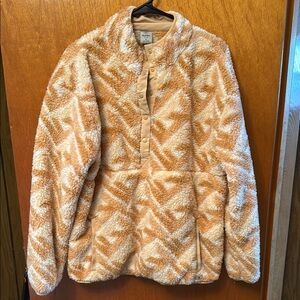 Hurley- Cozy Tan and Cream Fleece Pullover